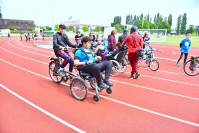 Agrandir l'image 2 sur 2, fenêtre modale